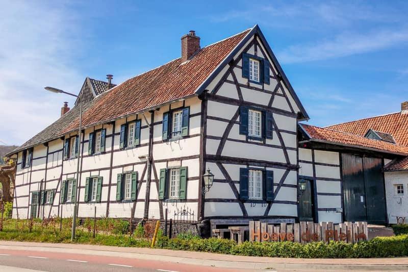Bnb Het Geluk Van Limburg Mechelen Exterior photo