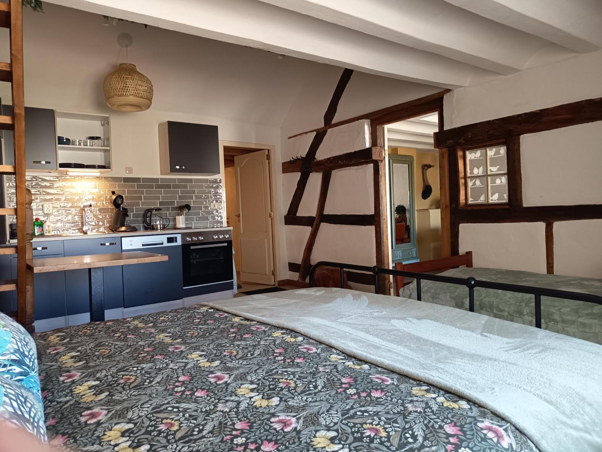 Bnb Het Geluk Van Limburg Mechelen Exterior photo